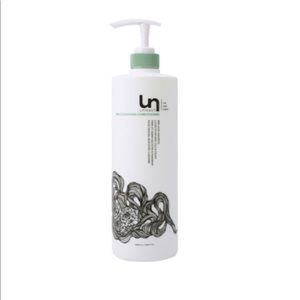UnWash back bar bio-cleansing conditioner 33.8oz